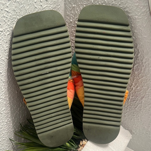 FARM Rio Multicolor Striped Slippers - Picture 3 of 5